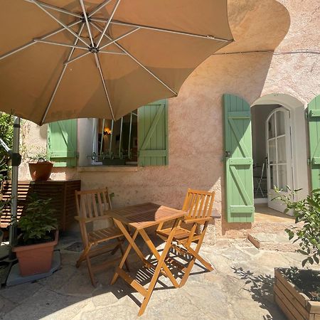 Cosy Studio - Place Du Figuier Bormes-les-Mimosas Exterior photo