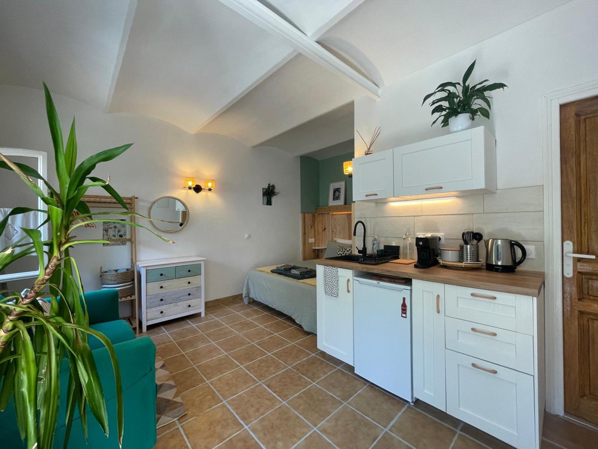 Cosy Studio - Place Du Figuier Bormes-les-Mimosas Exterior photo